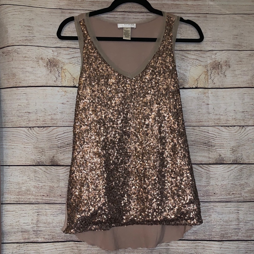 🌷4/$20 SALE Sparkly Sequined Gold Top